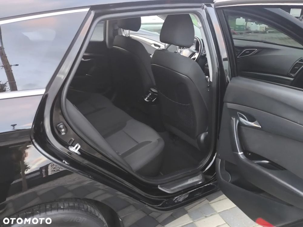 Hyundai i40 1.7 CRDi Comfort - 23
