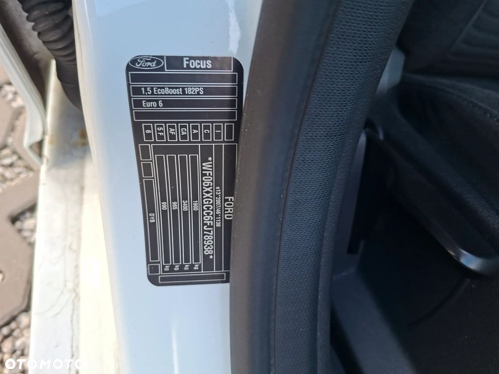 Ford Focus - 28
