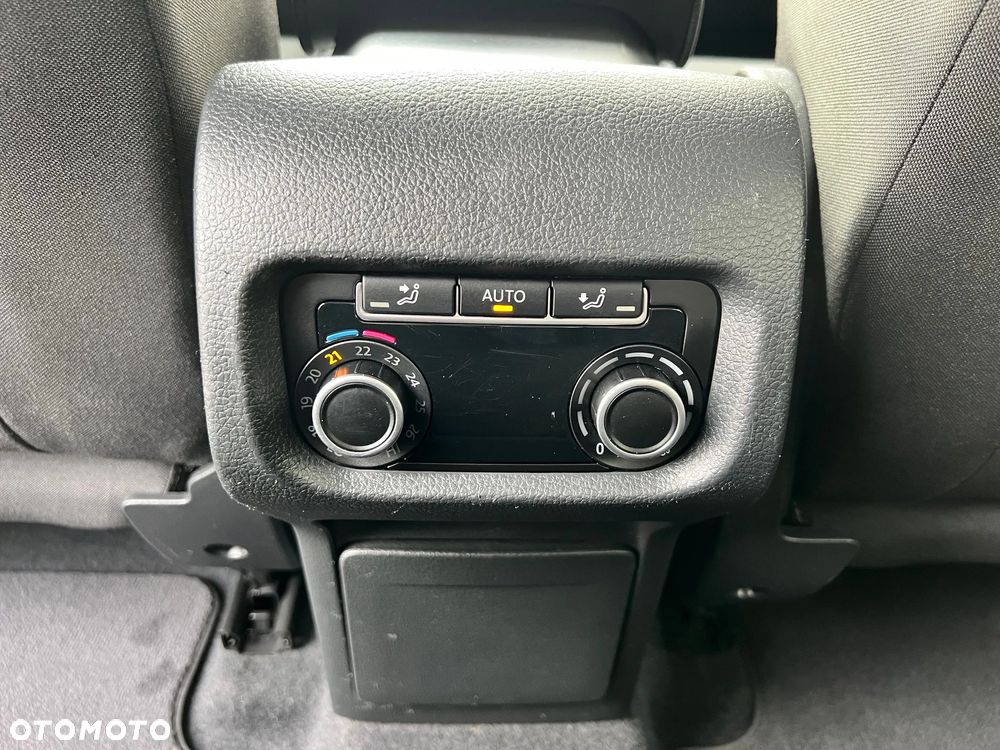 Volkswagen Sharan 2.0 TDI DSG 4MOTION (BlueMotion Technology) Comfortline - 18