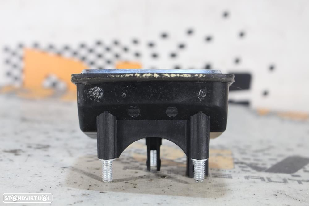 Puxador Da Tampa Da Mala Seat Leon (5F1)  5F0827565a / Símbolo Da Mala - 6