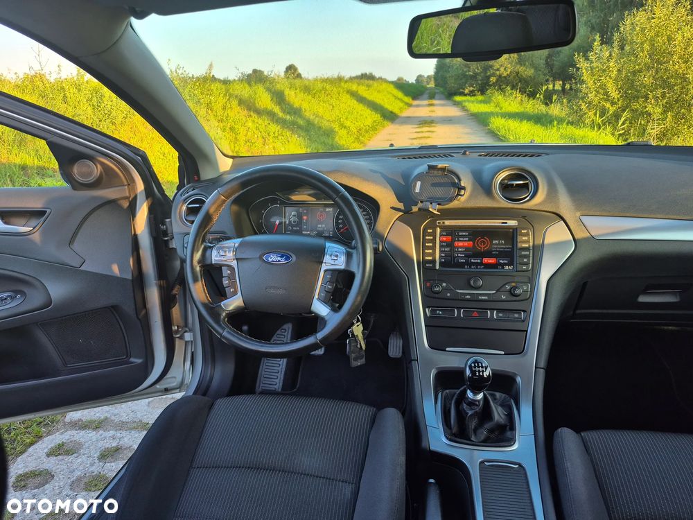 Ford Mondeo 2.0 TDCi Ambiente - 7