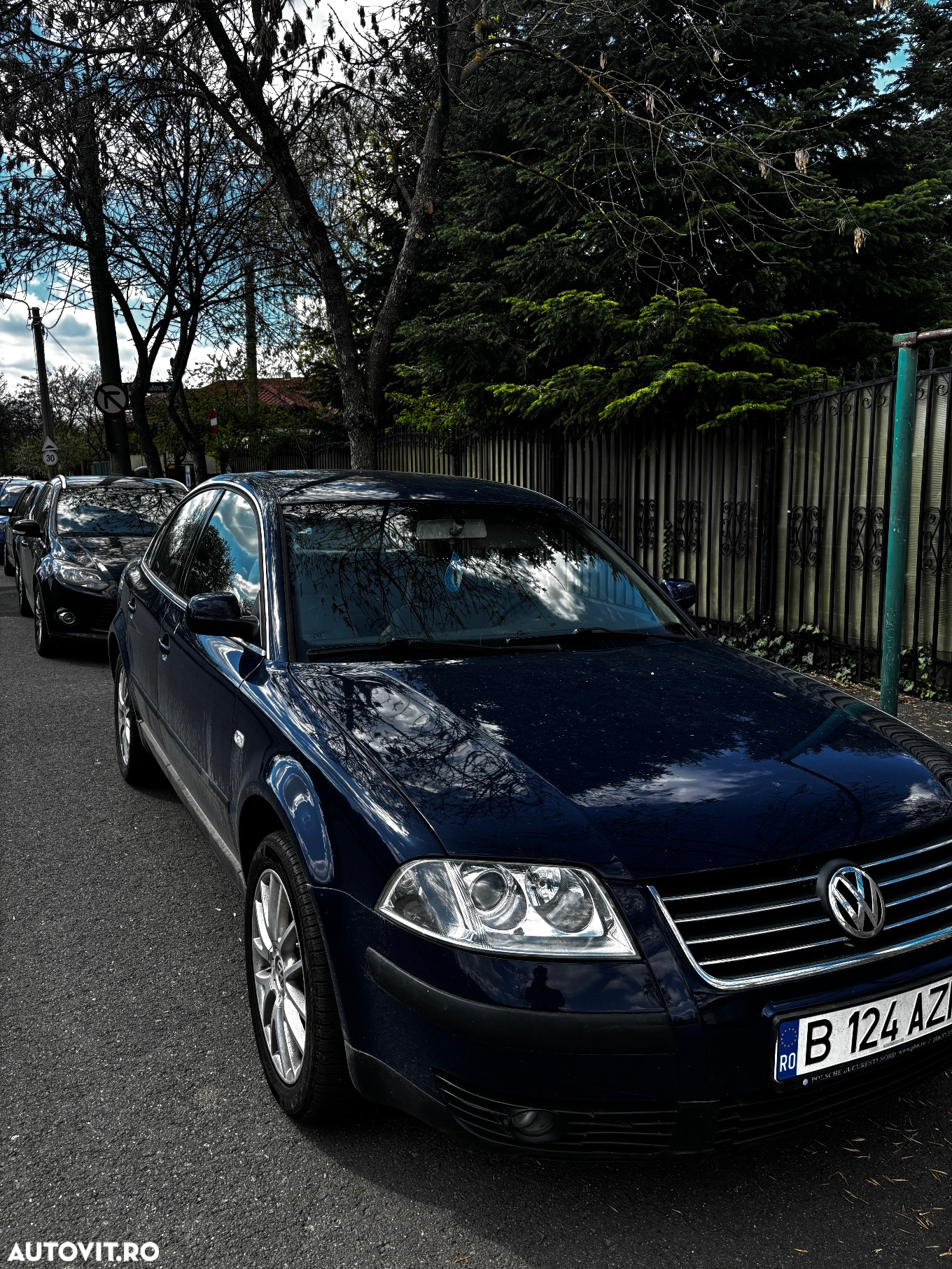 Volkswagen Passat Variant 1.8 Basis - 3