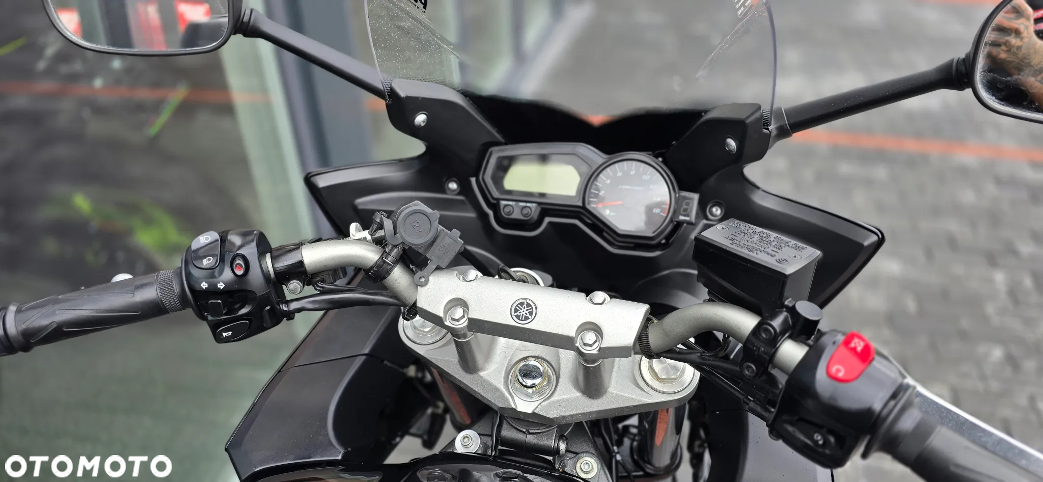 Yamaha FZ6 - 16