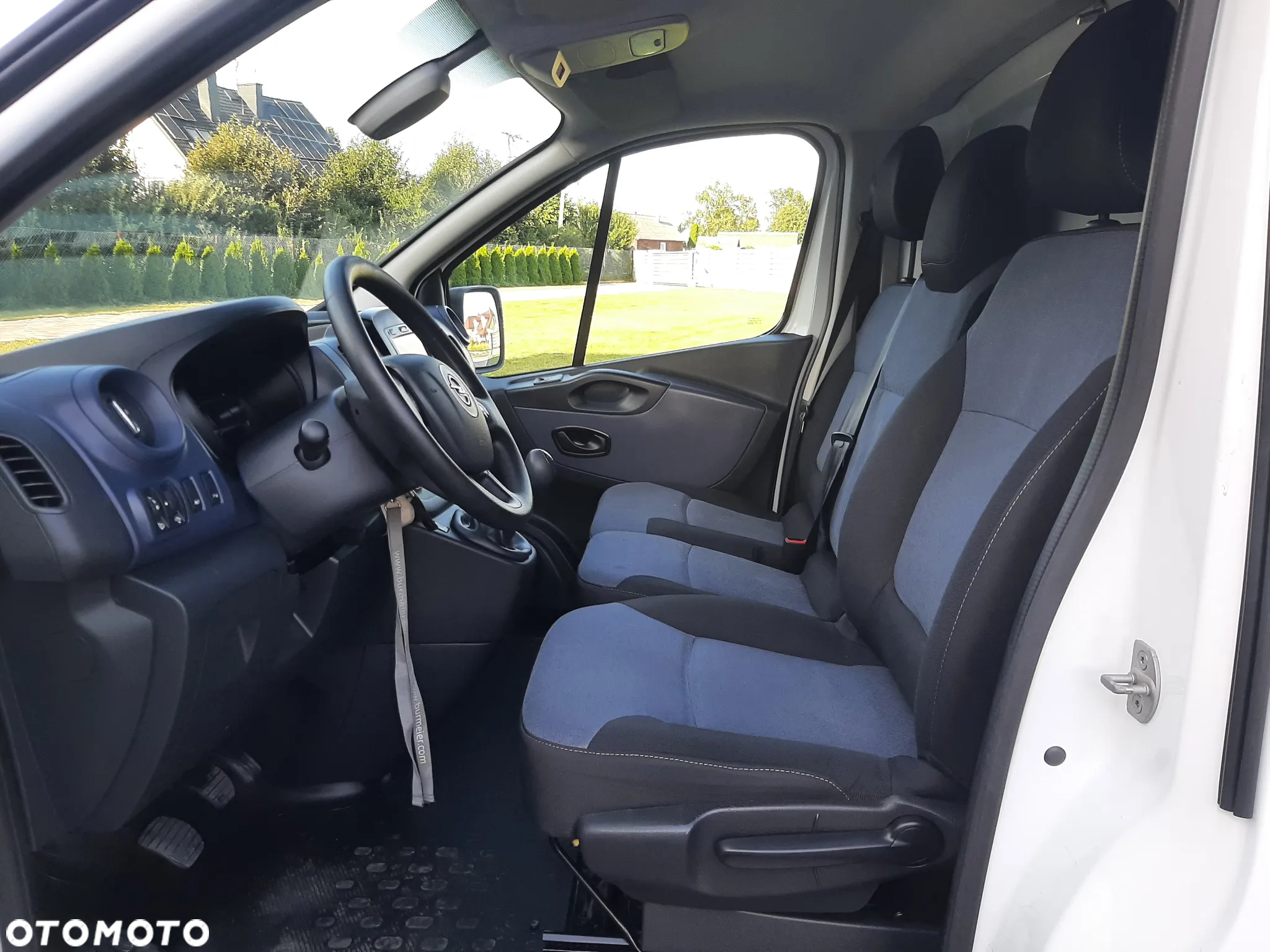 Opel Vivaro - 12