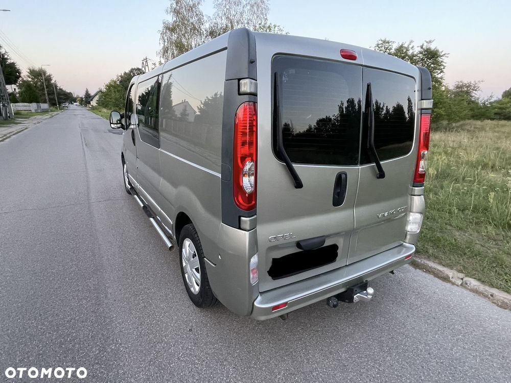 Opel Vivaro - 9