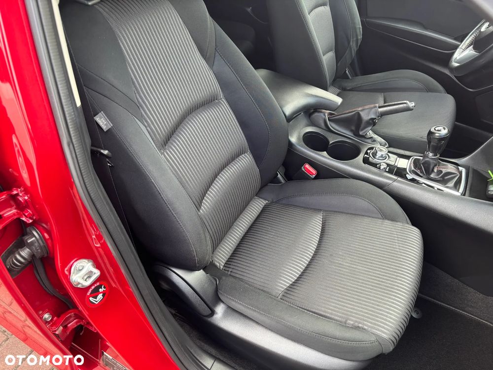 Mazda 3 - 13