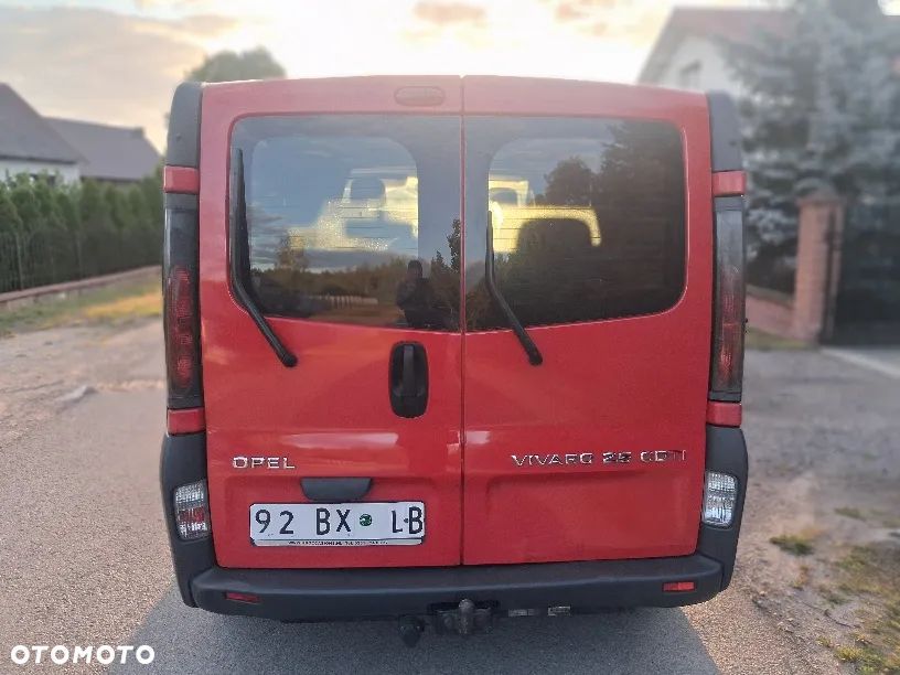 Opel Vivaro - 14