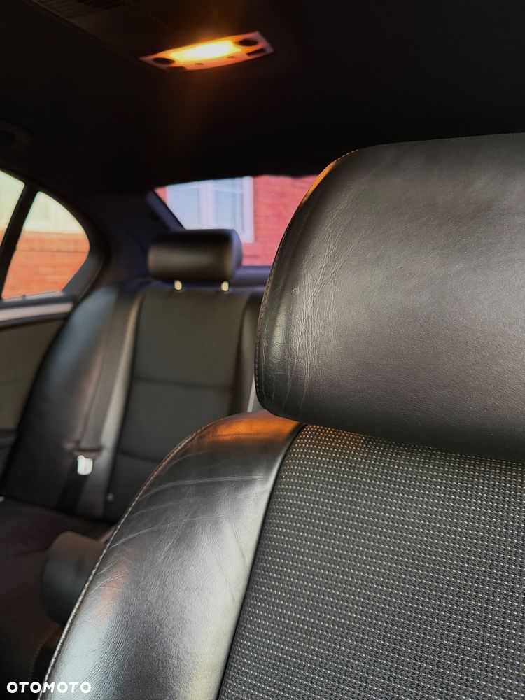 BMW Seria 5 520d Edition Exclusive - 19