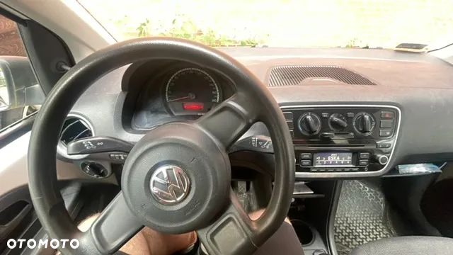 Volkswagen up! 1.0 move - 9
