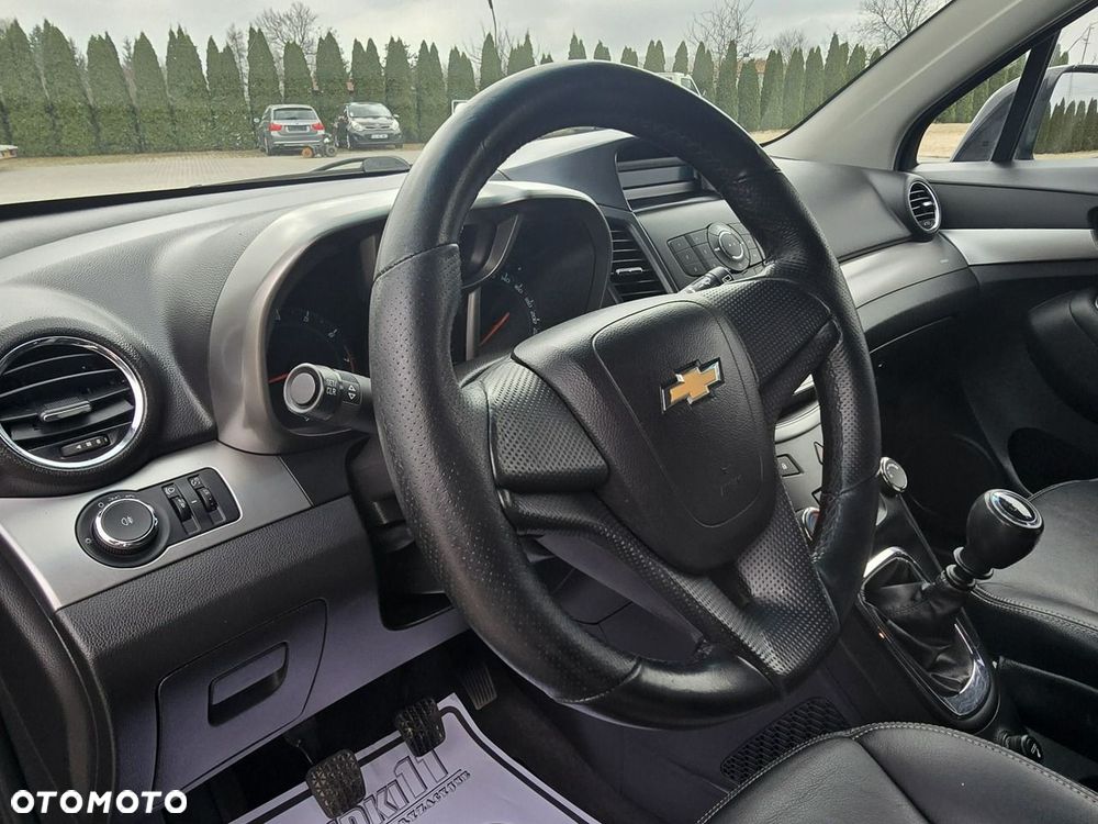 Chevrolet Orlando - 14