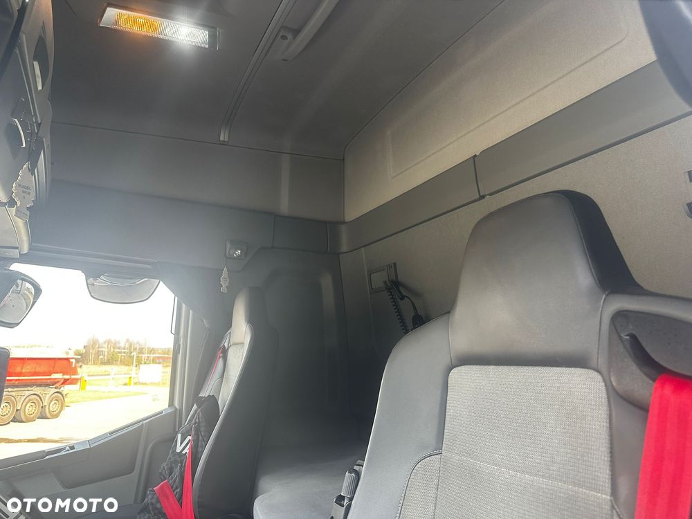 Renault T480 SLEEPER CAB - 11