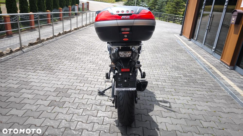 Suzuki GSX 1000 - 4