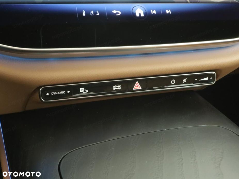Mercedes-Benz Klasa E 220 d mHEV 4-Matic Exclusive 9G-Tronic - 13