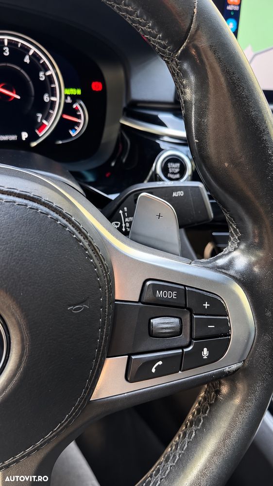 BMW Seria 5 540i AT - 18