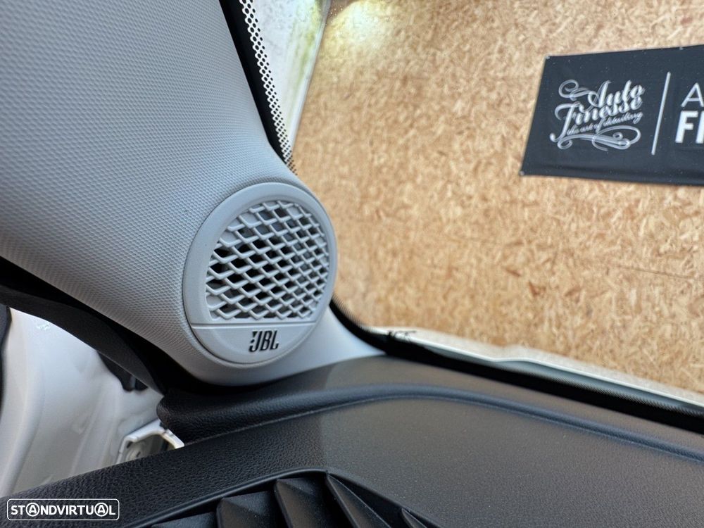 Jeep Avenger 1.2 e-Hybrid Longitude DCT - 17