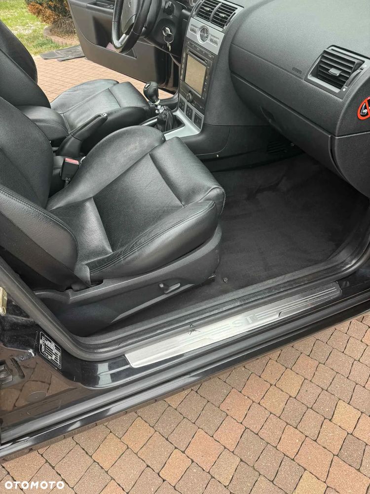 Ford Mondeo V6 ST 220 - 9