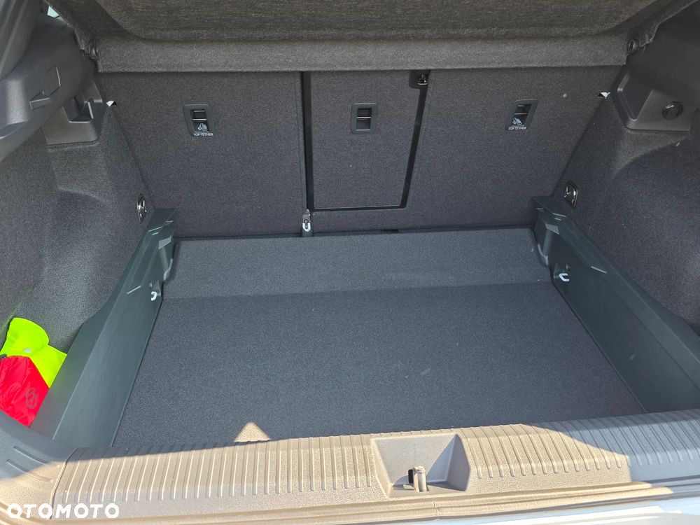 Volkswagen T-Roc 1.5 eTSI R-Line DSG - 20