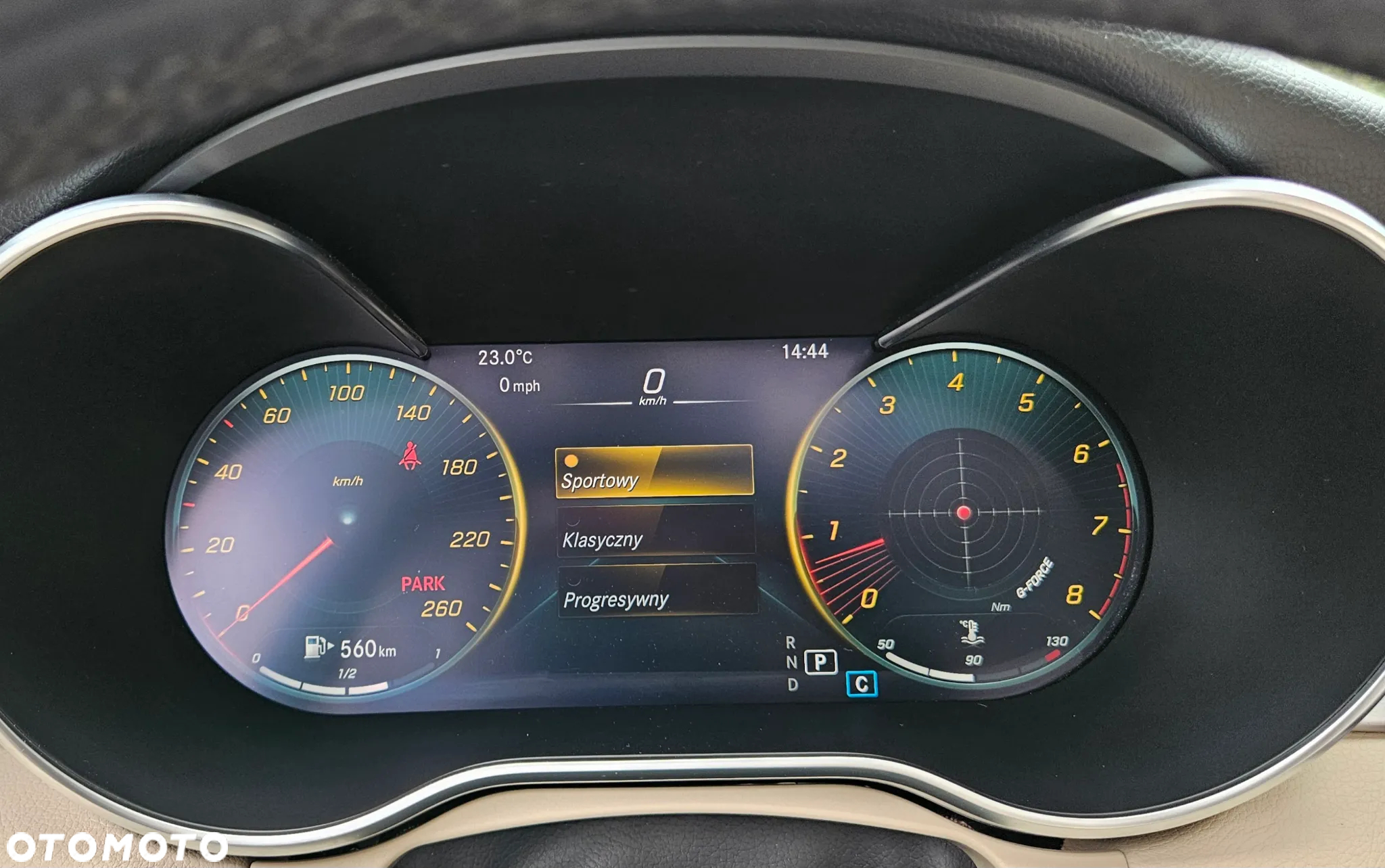 Mercedes-Benz Klasa C 300 Cabrio 4Matic 9G-TRONIC - 4