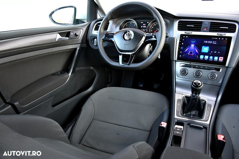 Volkswagen Golf 1.6 TDI DPF BlueMotion - 14