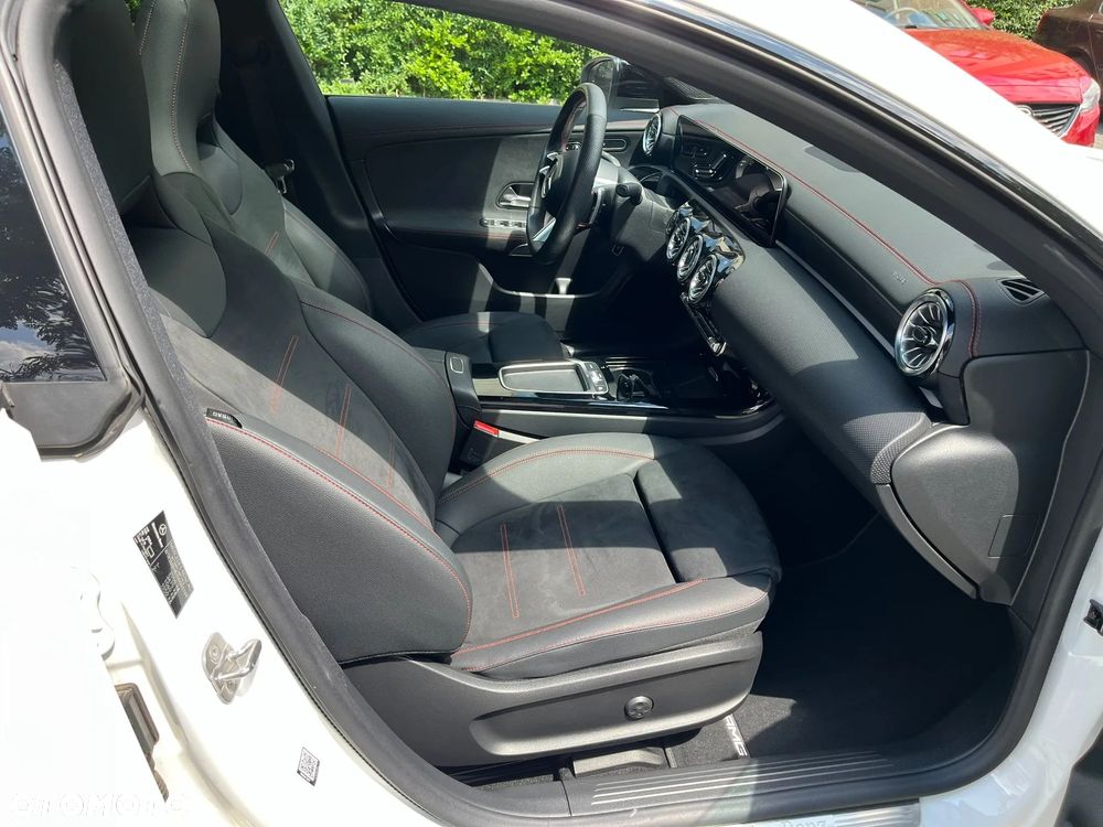 Mercedes-Benz CLA 200 mHEV AMG Line 7G-DCT - 21