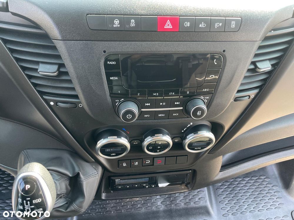Iveco 70C18 Automat Kontener 15EP  Winda - 21