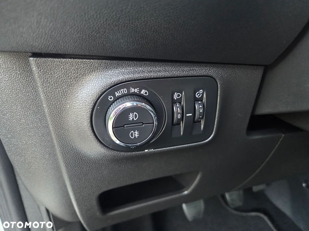 Opel Corsa 1.4 (ecoFLEX) Start/Stop Innovation - 27