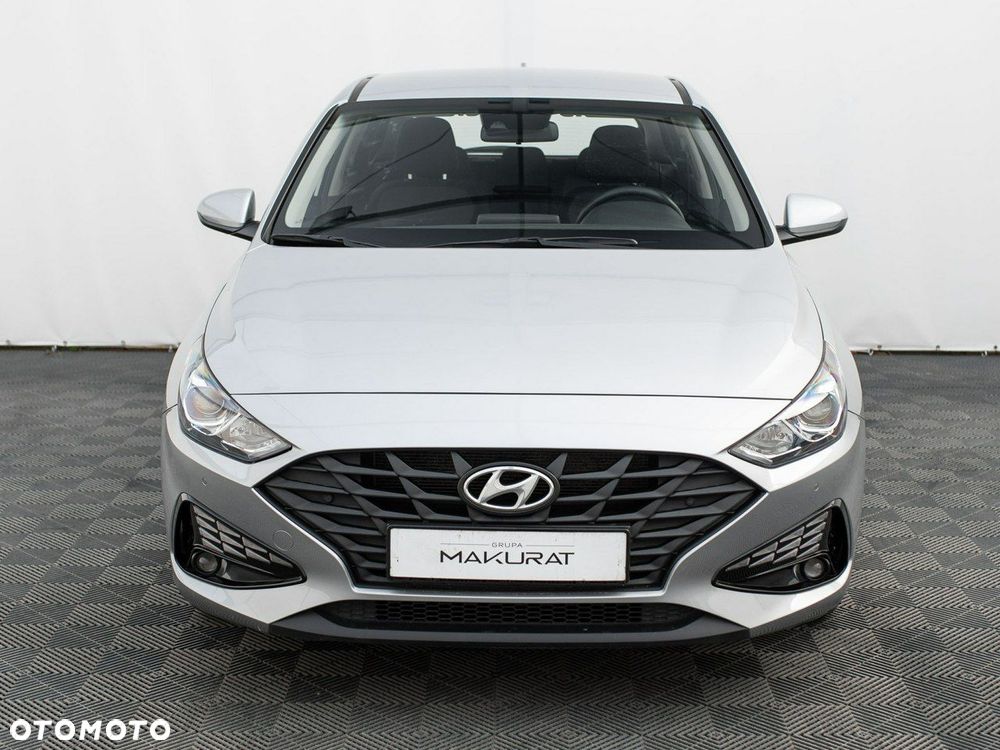 Hyundai i30 1.5 DPI Classic + - 8