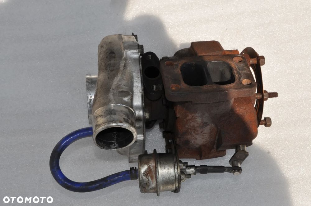 TURBINA TURBOSPRĘŻARKA MASSEY FERGUSON 7480 6480 6485 NR 709942-5008S / VF32004W-GT35 - 1