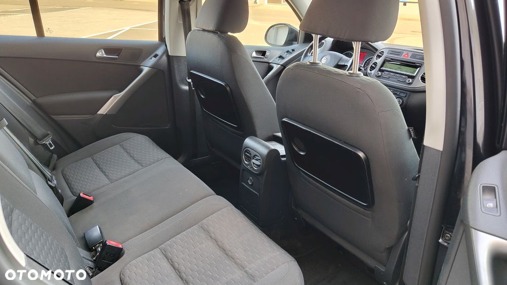 Volkswagen Tiguan 2.0 TDI DPF 4Motion BlueMotion Technology Track & Field - 23