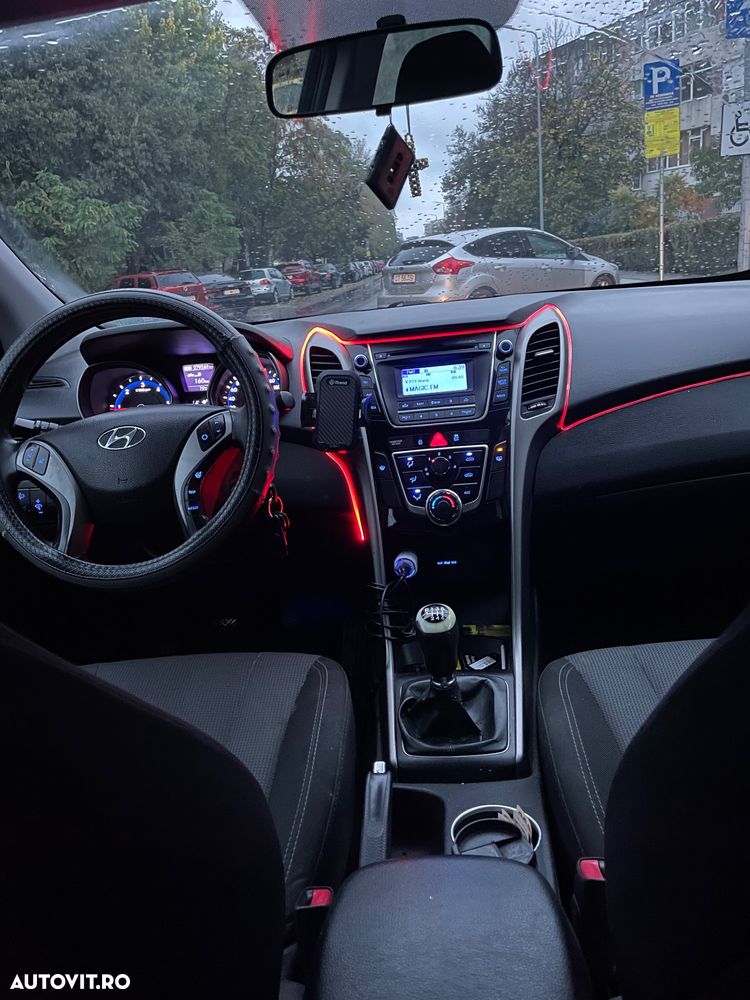 Hyundai i30 - 11