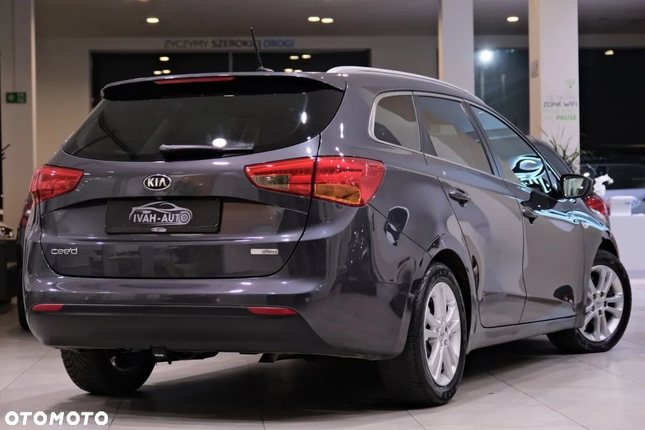 Kia Ceed Cee'd 1.6 CRDi M - 8