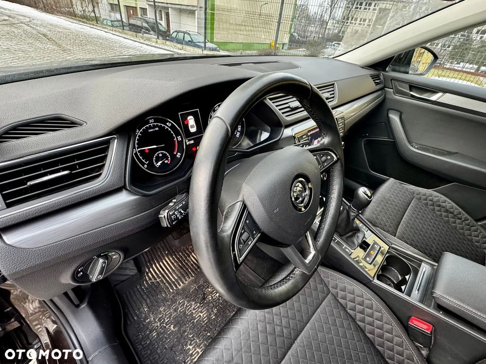 Skoda Superb 2.0 TDI Style - 10