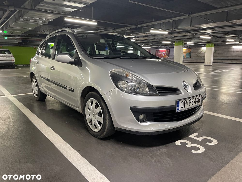 Renault Clio - 2