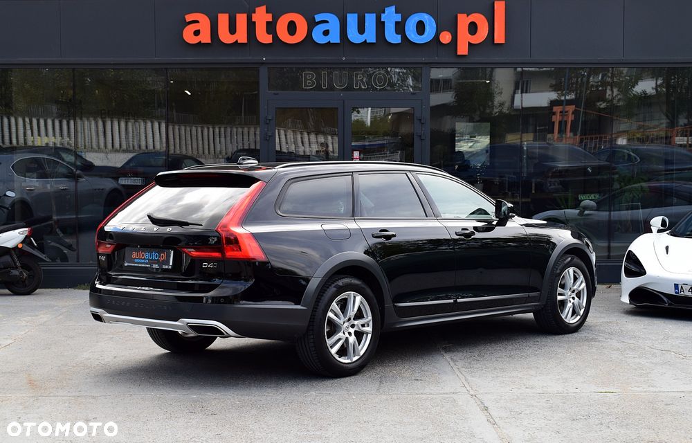 Volvo V90 Cross Country D4 AWD Kinetic - 23