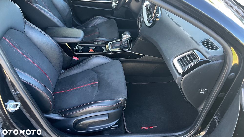 Kia ProCeed 1.6 T-GDI DCT7 OPF GT - 18