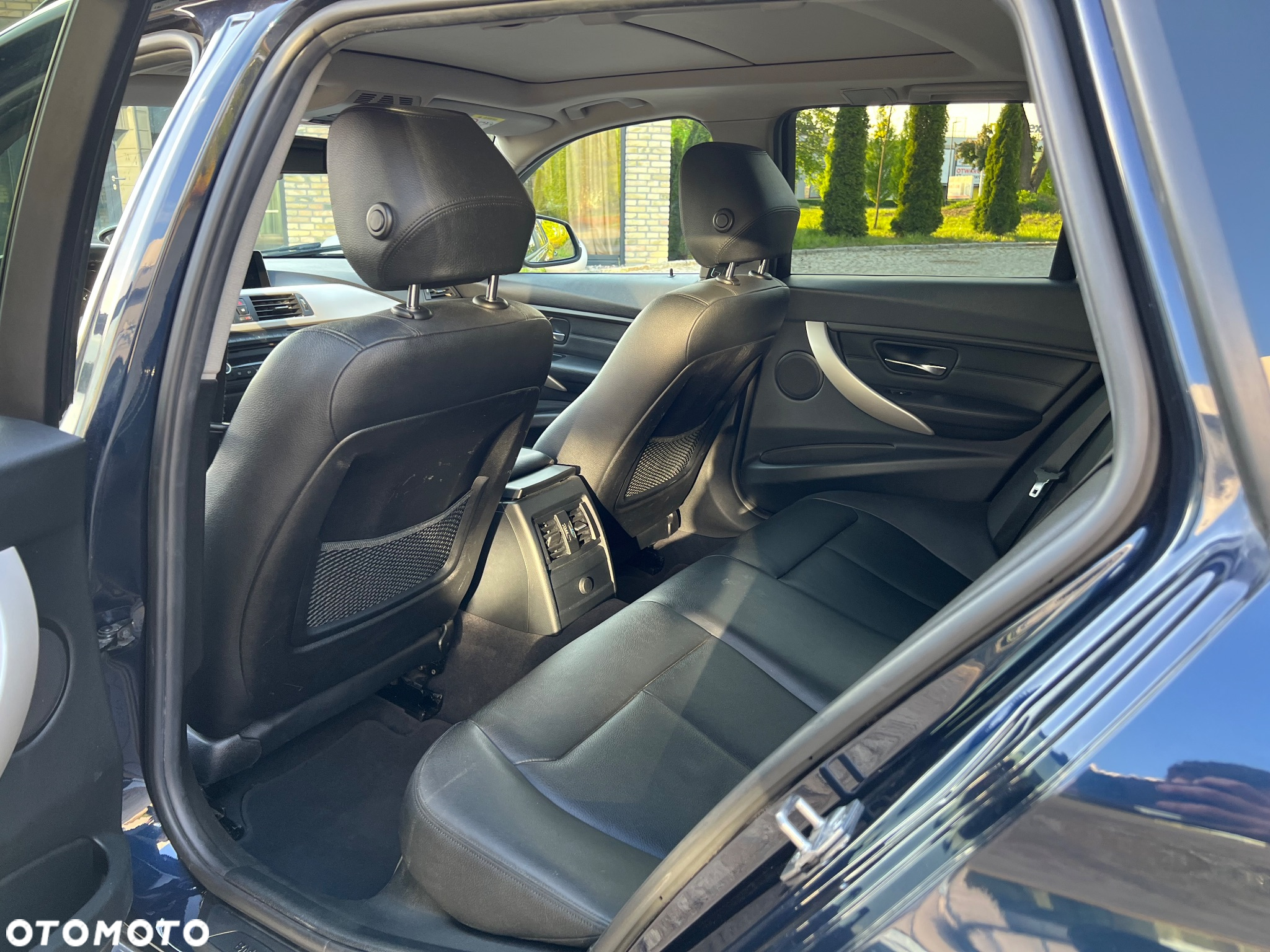 BMW Seria 3 320d Efficient Dynamics - 25