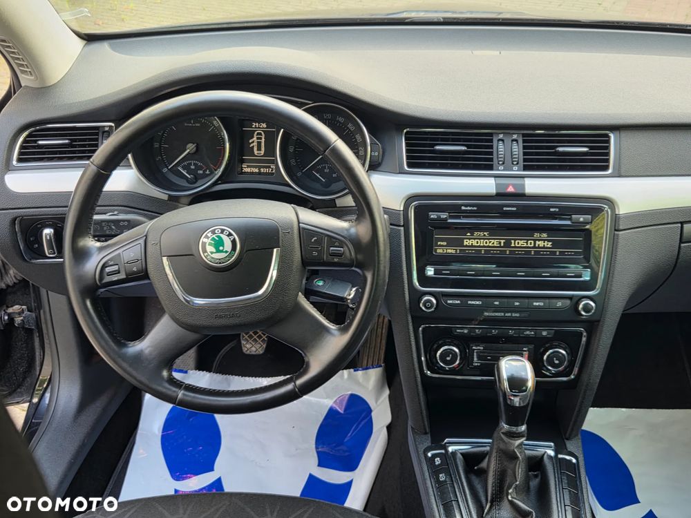 Skoda Superb 2.0 TDI PD Comfort - 5