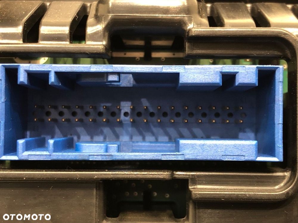 LICZNIK  OPEL INSIGNIA A Sports Tourer (G09) 2008 - 2017 2.0 CDTI (35) 125 kW [170 KM] olej - 4