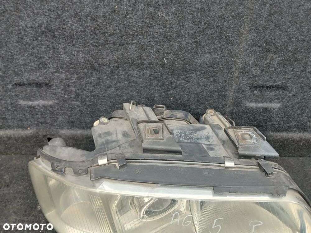 Audi A6 C5 Lampa przednia lewa, prawa - 2