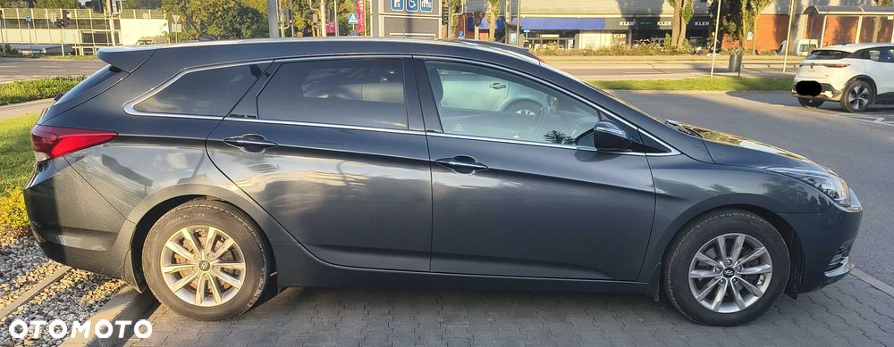 Hyundai i40 1.7 CRDi Comfort - 1