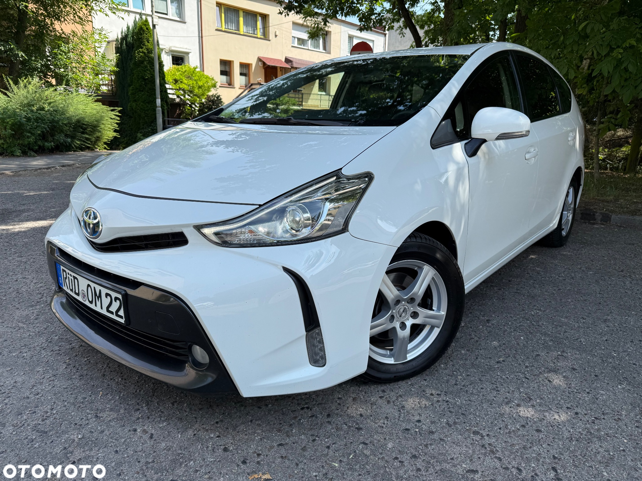Toyota Prius+ (Hybrid) Executive - 2