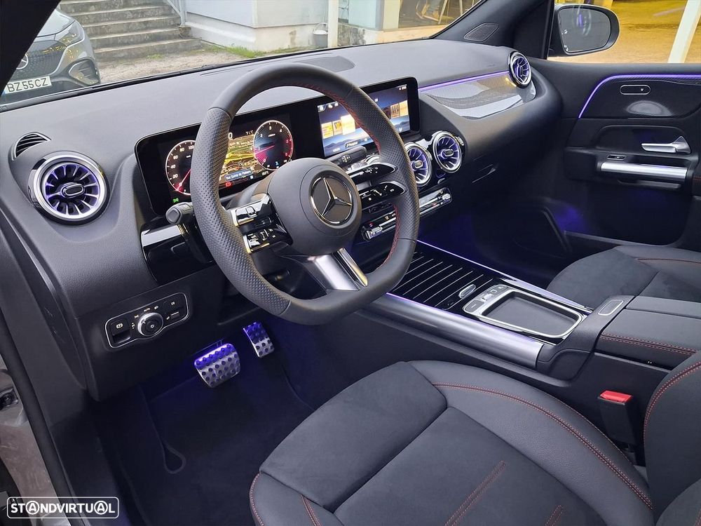 Mercedes-Benz B 180 - 12