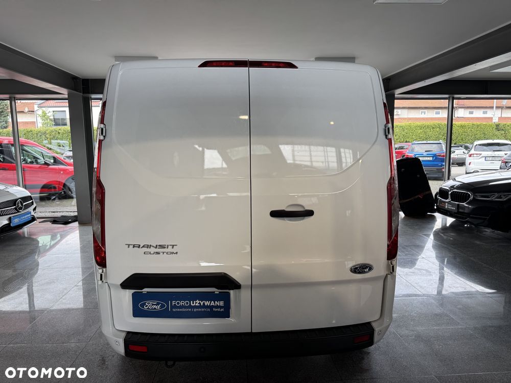 Ford Transit Custom - 11