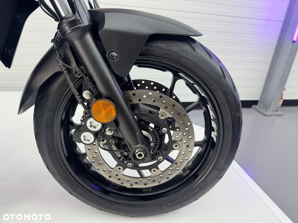 Yamaha MT - 22