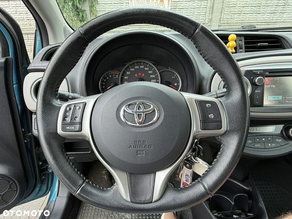 Toyota Yaris 1.33 Premium EU6 - 14