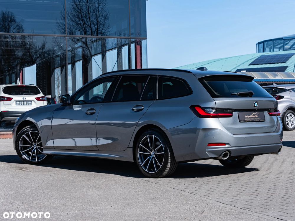 BMW Seria 3 320d xDrive Sport Line Shadow - 11