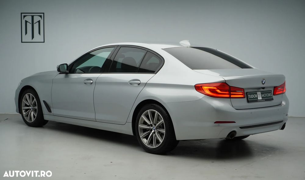 BMW Seria 5 520i Aut. Sport Line - 3