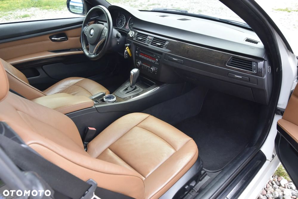 BMW Seria 3 - 24