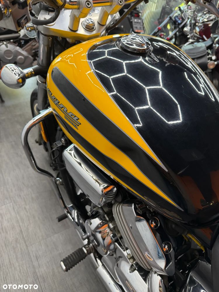 Honda VF - 29