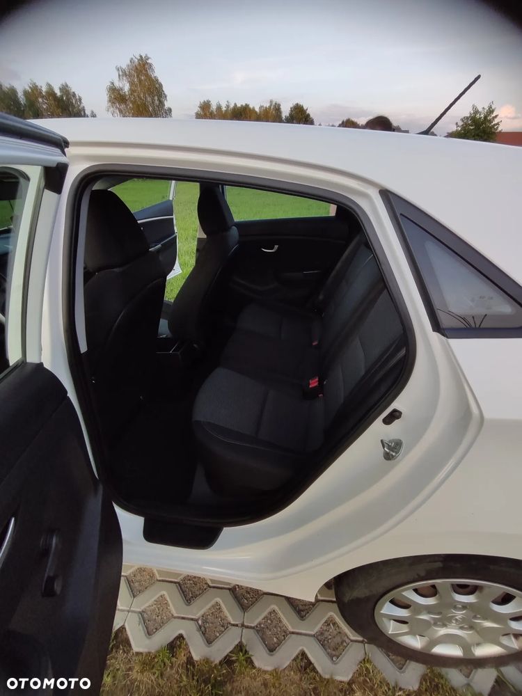 Hyundai i30 1.4 Classic - 8